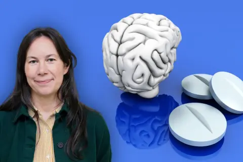 Kvinna bredvid en hjärna och piller, som symboliserar serotonin medicin.